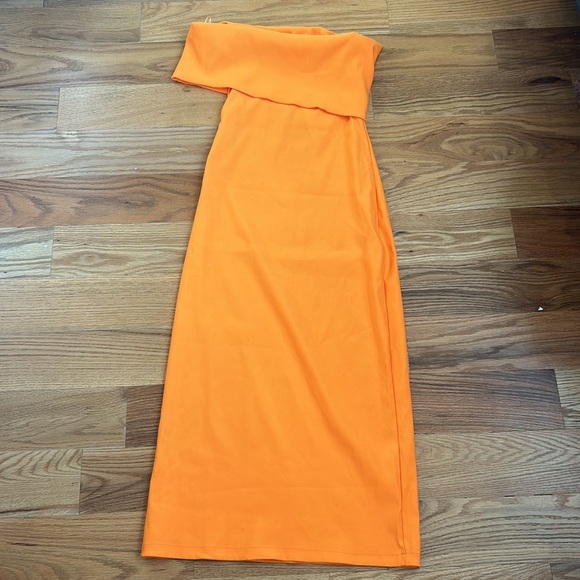 Zara Bright Orange Off The Shoulder Dress - Picture 4 of 6